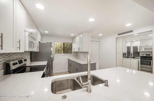 1611 Minutemen Causeway 208a-P, Cocoa Beach, FL 32931