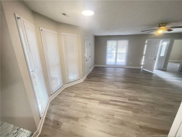5603 Planters Place, Hope Mills, NC 28348