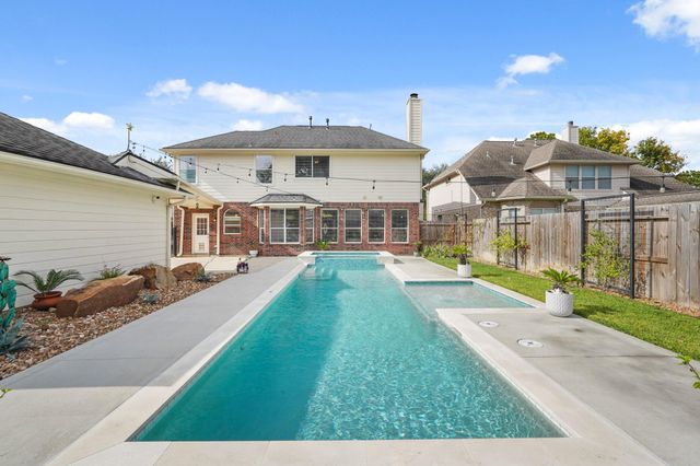 18910 Rustling Ridge Lane, Tomball, TX 77377