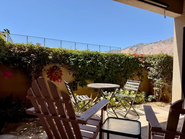 255 S Avenida Caballeros 111, Palm Springs, CA 92262