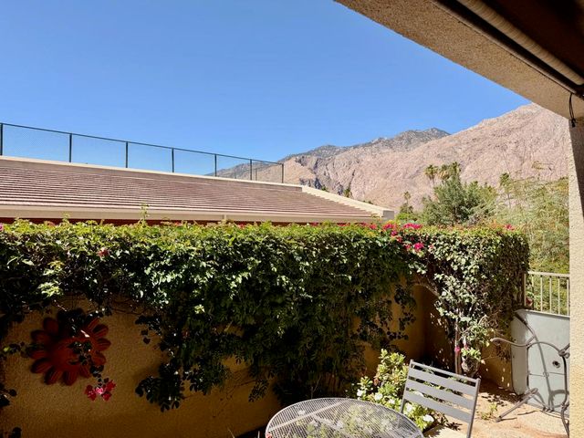 255 S Avenida Caballeros 111, Palm Springs, CA 92262