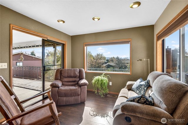 2629 Lemaister Avenue, Wenatchee, WA 98801