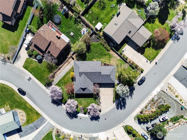 2629 Lemaister Avenue, Wenatchee, WA 98801