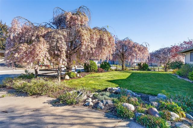 2629 Lemaister Avenue, Wenatchee, WA 98801