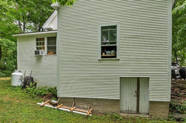 19 Stevens Avenue, Meredith, NH 03253