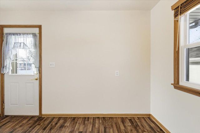 4500 Woodbine Lane N, Brooklyn Center, MN 55429