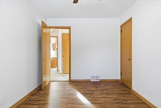 4500 Woodbine Lane N, Brooklyn Center, MN 55429