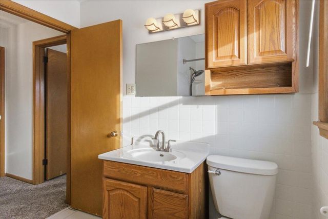 4500 Woodbine Lane N, Brooklyn Center, MN 55429