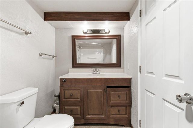 4500 Woodbine Lane N, Brooklyn Center, MN 55429