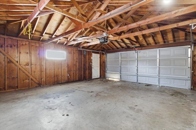 4500 Woodbine Lane N, Brooklyn Center, MN 55429