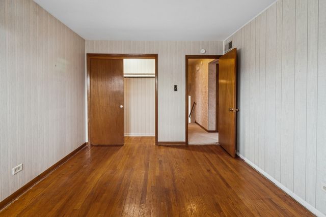 87 E Craig Drive, Chicago Heights, IL 60411