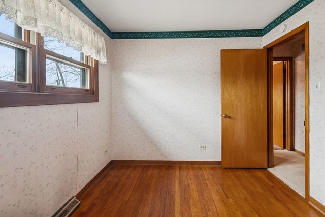 87 E Craig Drive, Chicago Heights, IL 60411