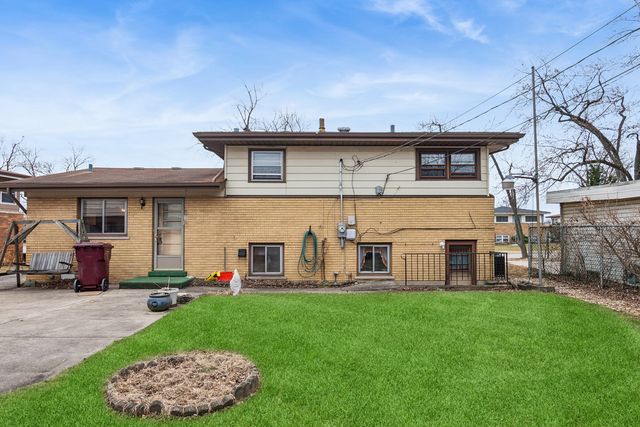 87 E Craig Drive, Chicago Heights, IL 60411