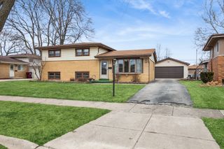 87 E Craig Drive, Chicago Heights, IL 60411