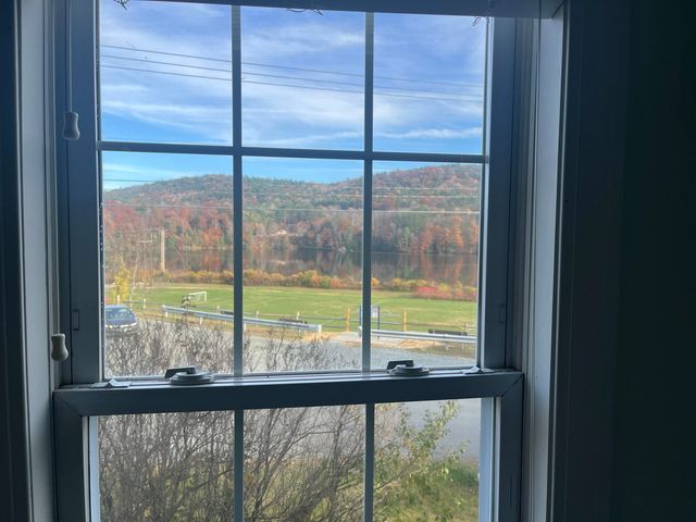 68 Passumpsic Avenue, Hartford, VT 05088