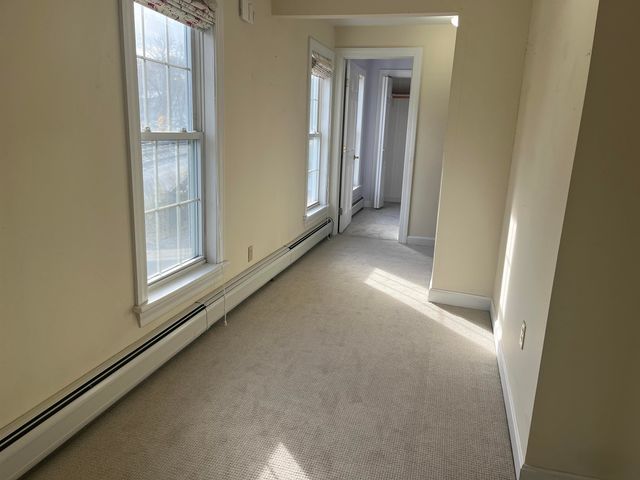 68 Passumpsic Avenue, Hartford, VT 05088