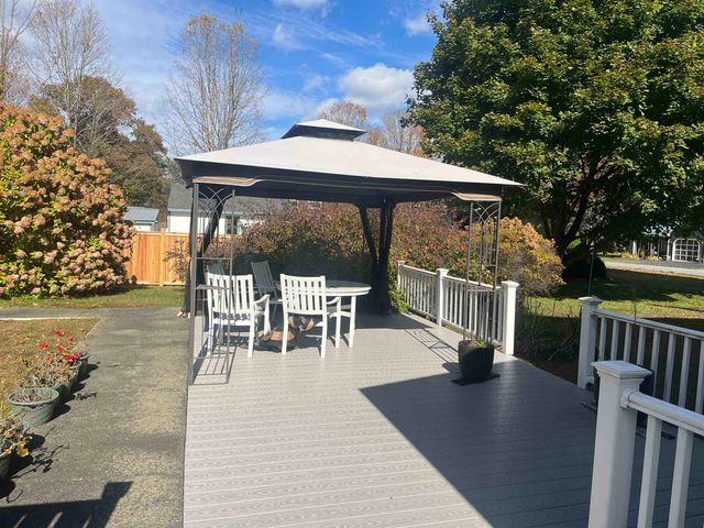 68 Passumpsic Avenue, Hartford, VT 05088