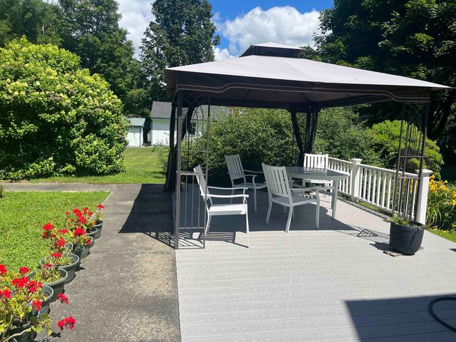 68 Passumpsic Avenue, Hartford, VT 05088