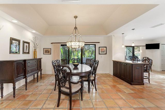 39 Estate Drive, Boynton Beach, FL 33436