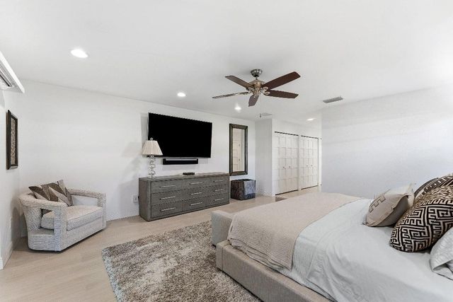 39 Estate Drive, Boynton Beach, FL 33436