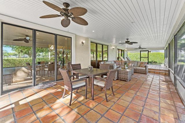 39 Estate Drive, Boynton Beach, FL 33436