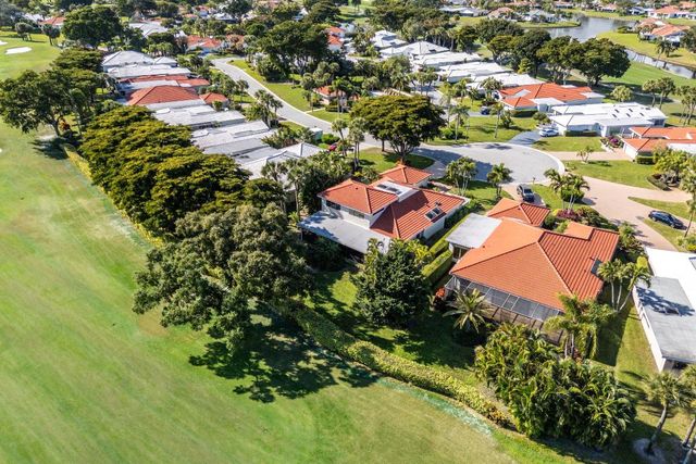 39 Estate Drive, Boynton Beach, FL 33436