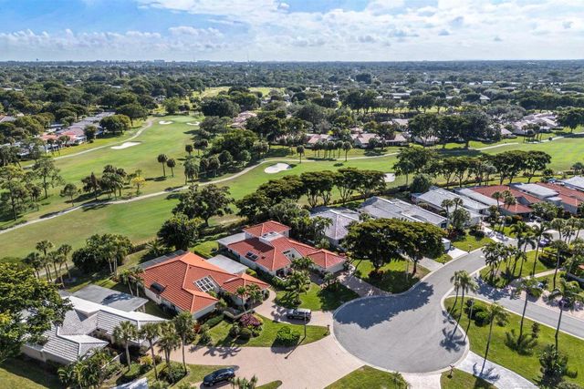 39 Estate Drive, Boynton Beach, FL 33436