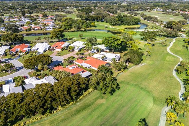 39 Estate Drive, Boynton Beach, FL 33436