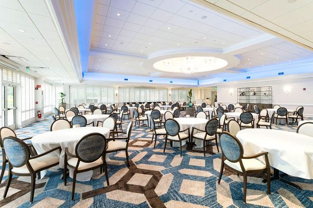 39 Estate Drive, Boynton Beach, FL 33436