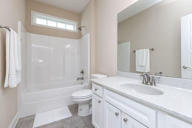 2708 Sandersville Road, Lexington, KY 40511