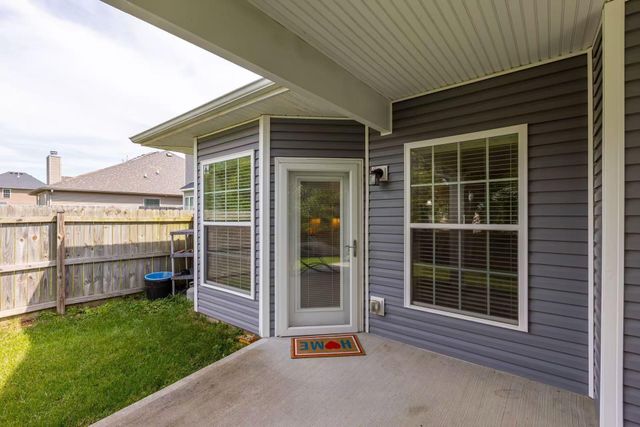 2708 Sandersville Road, Lexington, KY 40511
