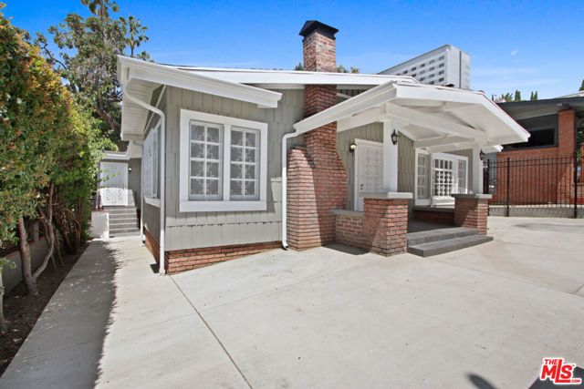 6145 Carlos Avenue, Los Angeles, CA 90028