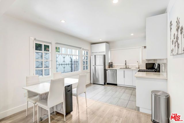 6145 Carlos Avenue, Los Angeles, CA 90028