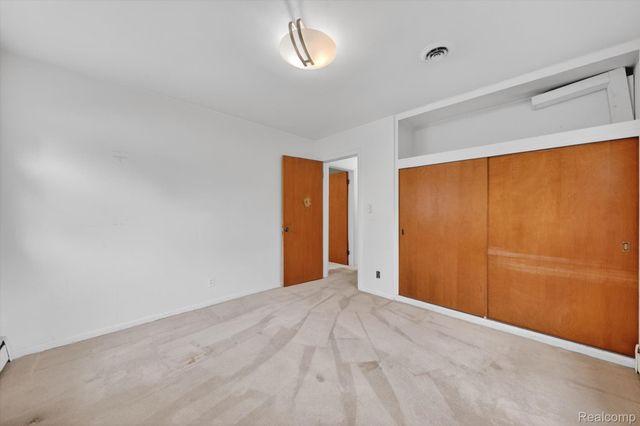 30621 Balewood Street, Southfield, MI 48076