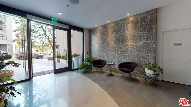 1111 S Grand Avenue 819, Los Angeles, CA 90015