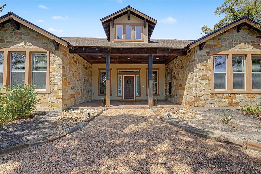 9095 King Oaks Drive, Iola, TX 77861 — photo 4