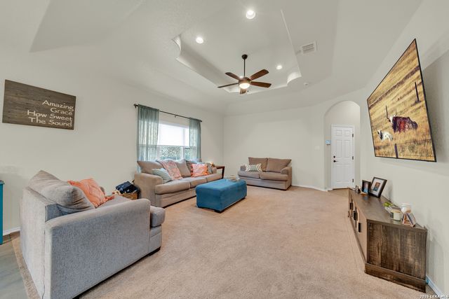 1302 Oriole, San Antonio, TX 78245