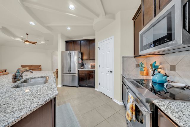 1302 Oriole, San Antonio, TX 78245