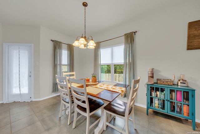 1302 Oriole, San Antonio, TX 78245