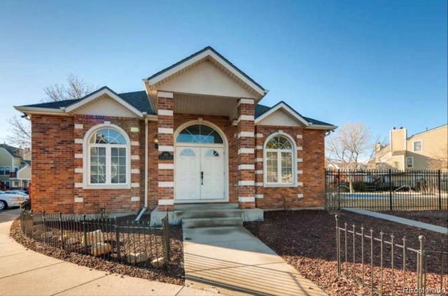 909 S Dawson Way 1, Aurora, CO 80012