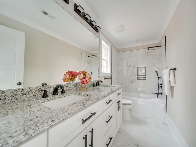 123 Tallassee Lane, New London, NC 28127