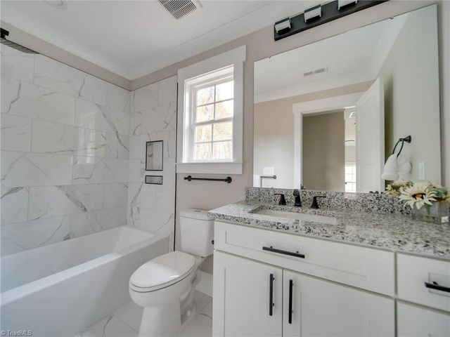 123 Tallassee Lane, New London, NC 28127