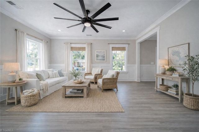 123 Tallassee Lane, New London, NC 28127