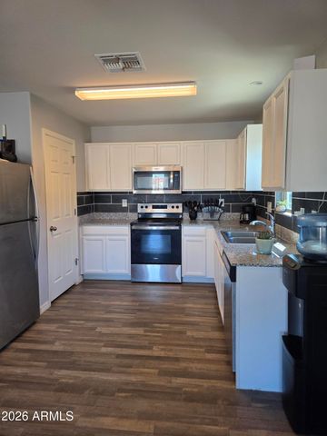 954 W STARVIEW Avenue, Coolidge, AZ 85128