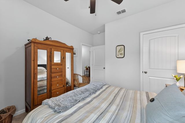 219 Addison Ave, Chapel Hill, TN 37034