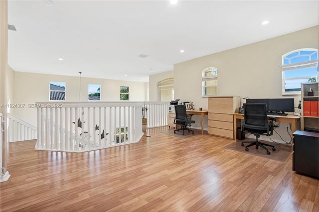 20615 SW 89th Ave, Cutler Bay, FL 33189