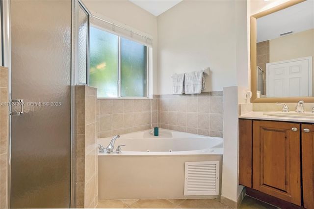 20615 SW 89th Ave, Cutler Bay, FL 33189