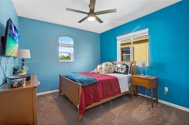 20615 SW 89th Ave, Cutler Bay, FL 33189