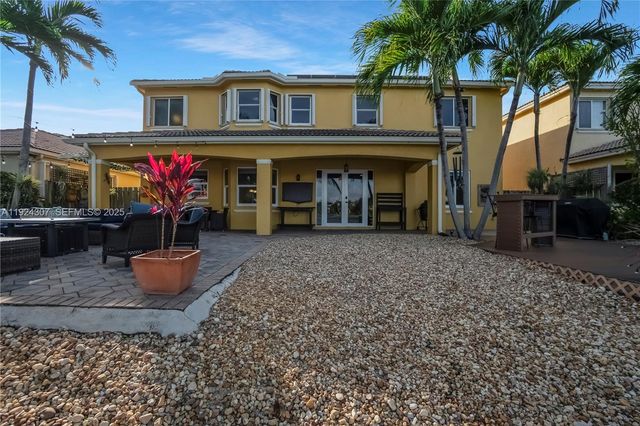 20615 SW 89th Ave, Cutler Bay, FL 33189