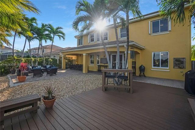 20615 SW 89th Ave, Cutler Bay, FL 33189